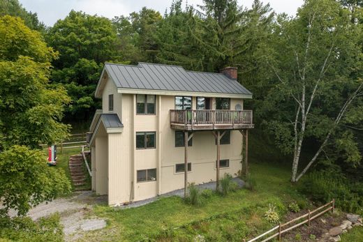 Detached House in Peru, Bennington County