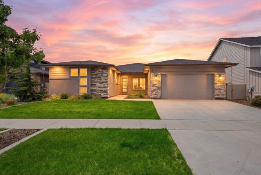 Luxury home in Meridian, Ada County