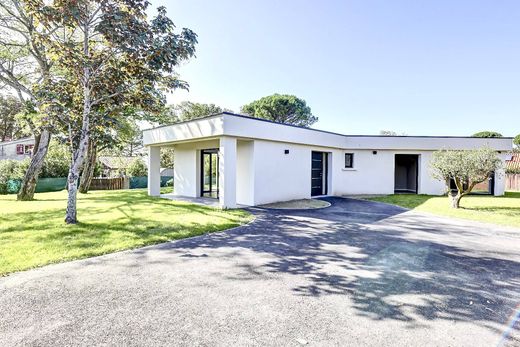 Detached House in Toulouse, Upper Garonne