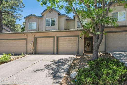 Detached House in Flagstaff, Coconino County
