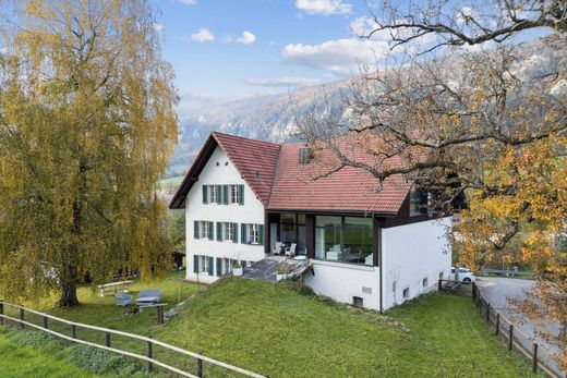 Detached House in Corcelles, Jura bernois