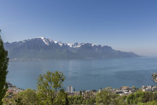 Detached House in Chernex, Riviera-Pays-d'Enhaut District