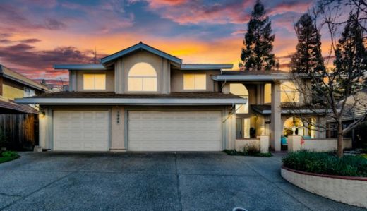 Luxury home in Roseville, Placer County