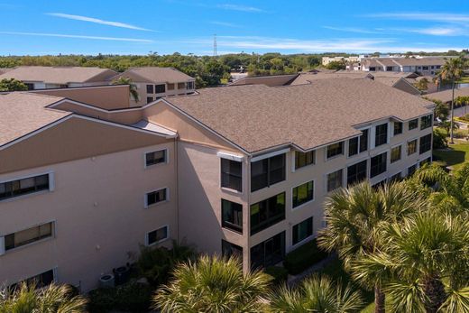 Sebastian, Indian River Countyのアパートメント