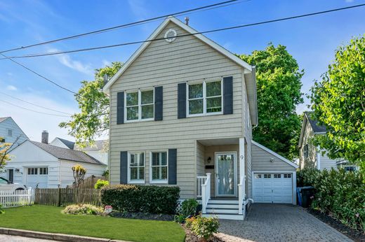 Detached House in Fair Haven, Monmouth County
