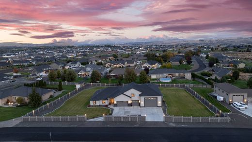 Kennewick, Benton Countyの一戸建て住宅