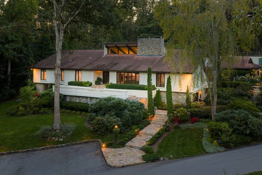 Casa Unifamiliare a Asheville, Buncombe County