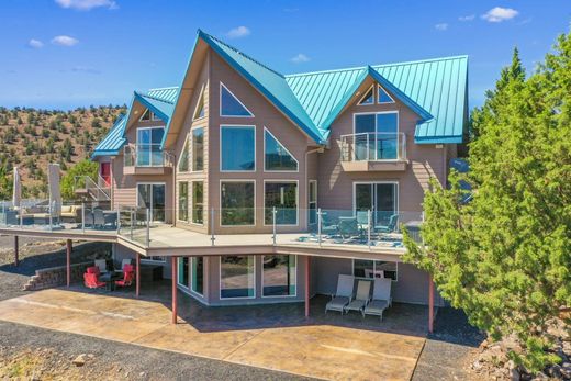 Luxury home in Prineville, Crook County