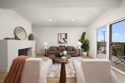 Luxury home in Redondo Beach, Los Angeles County