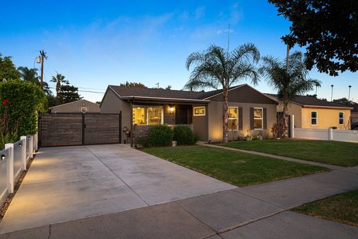 Einfamilienhaus in Azusa, Los Angeles County