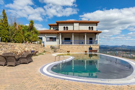 Detached House in Ávila, Avila