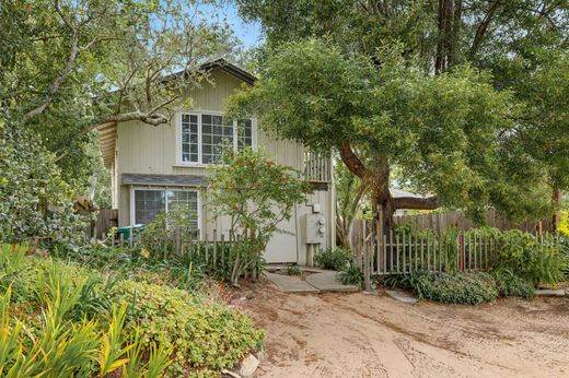 Detached House in Carmel Valley, Monterey County