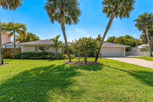 Detached House in Melbourne Beach, Brevard County