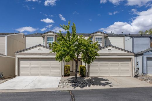 Duplex w Carson City, Nevada