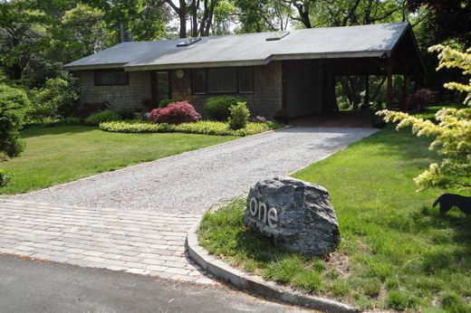 بيت مستقل ﻓﻲ Southampton, Suffolk County