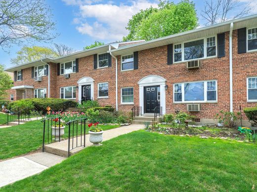 Luxury home in Port Washington, Nassau County