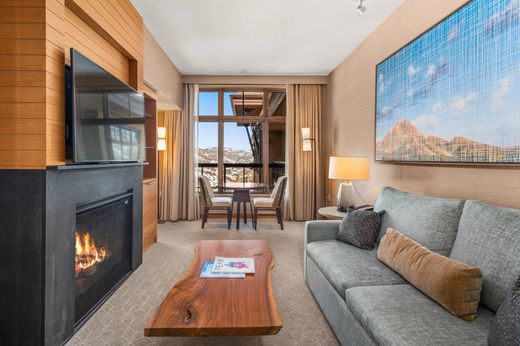Apartment in Snowmass Village, Pitkin County
