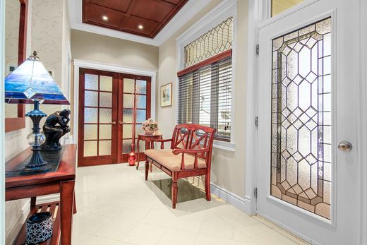 호화 저택 / Roberval, Saguenay/Lac-Saint-Jean