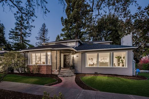 Einfamilienhaus in Redwood City, San Mateo County