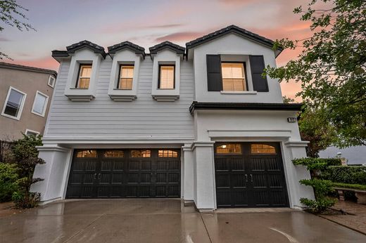 Casa en Oak Park, Ventura County