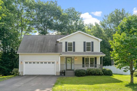 Detached House in Saco, York County