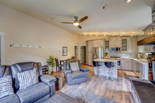 Ketchum, Blaine Countyのアパートメント