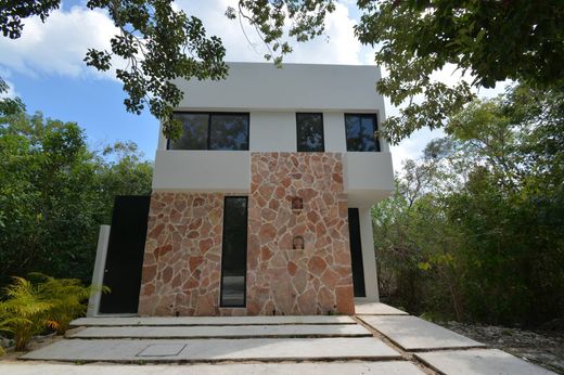 Casa en Puerto Morelos, Benito Juárez