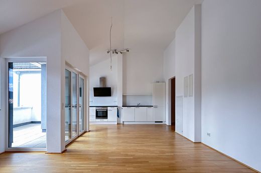 Apartment / Etagenwohnung in Taunusstein, Regierungsbezirk Darmstadt