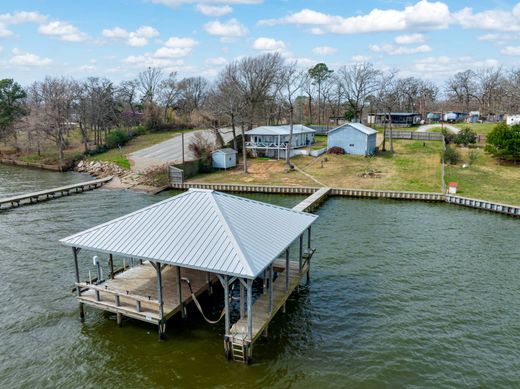 Einfamilienhaus in Chandler, Henderson County