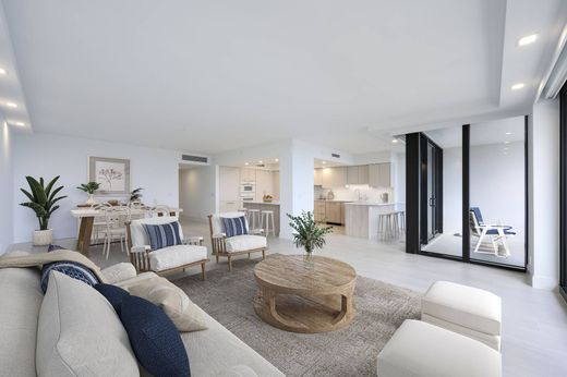 Apartment in West Palm Beach, Palm Beach