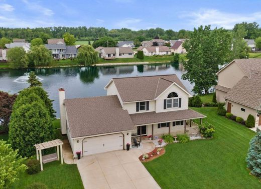Detached House in Racine, Racine County
