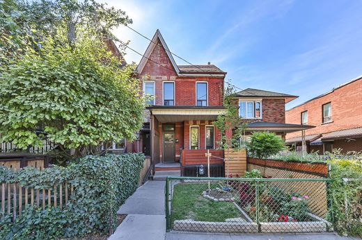 Chalet Pareado en Toronto, Ontario