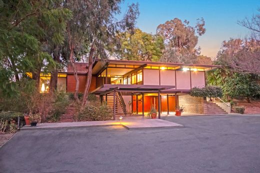 Detached House in Riverside, Riverside County