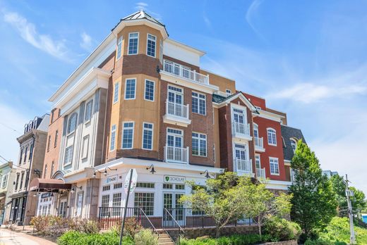 Apartment in Red Bank, Monmouth County