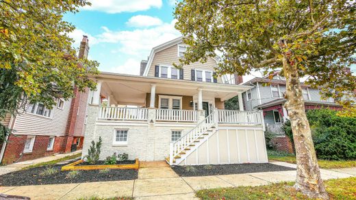 Detached House in Atlantic City, Atlantic County