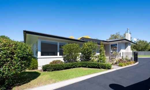 Detached House in Hastings, Hastings District