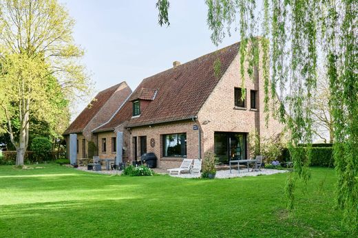 Dom jednorodzinny w Steenwerck, North