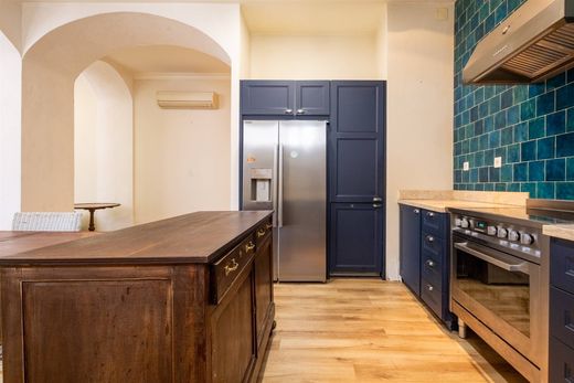 Apartment / Etagenwohnung in Lissabon, Lisbon