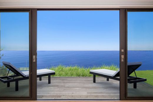 Detached House in East Hampton, Suffolk County