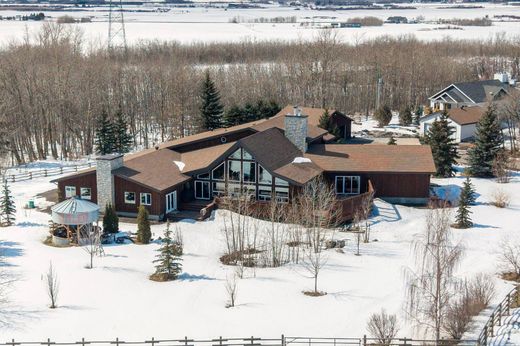 Luxury home in Edmonton, Alberta