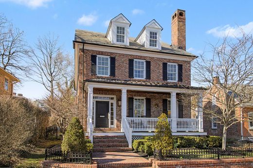 Detached House in Doylestown, Bucks County