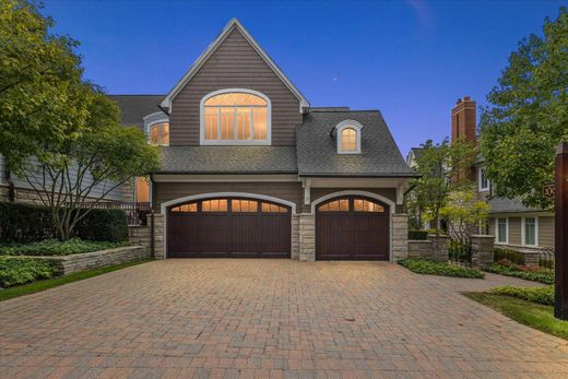 Apartment in Birmingham, Oakland County