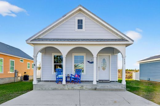 Detached House in Mexico Beach, Bay County