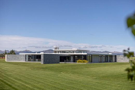 Detached House in Christchurch, Christchurch City