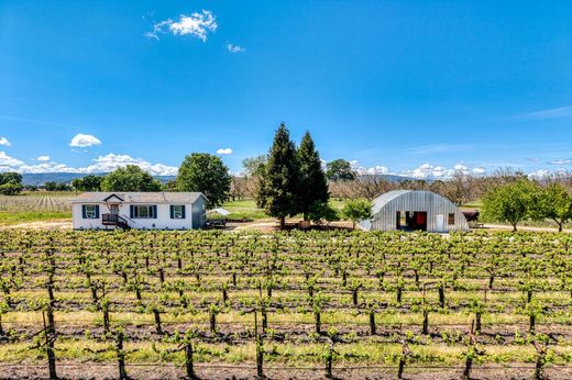 Detached House in Lakeport, Lake County