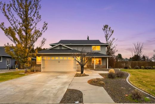 Detached House in West Richland, Benton County