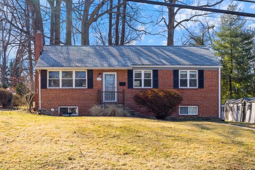 Luxury home in Annandale, Fairfax County