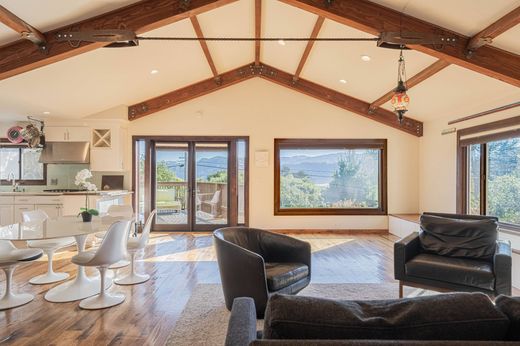 Dom jednorodzinny w Carmel Valley, Monterey County