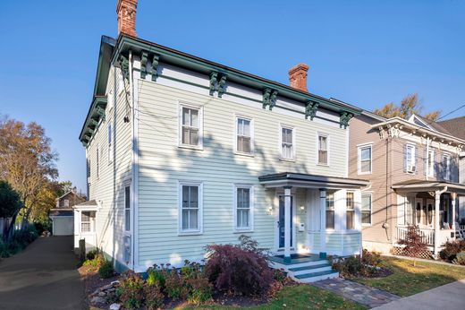 Detached House in Pennington, Mercer County