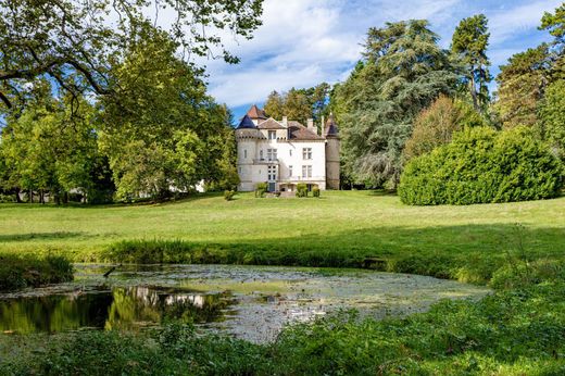 Casa en Courtenay, Isere